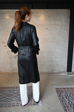 Load image into Gallery viewer, The black high brand coat
