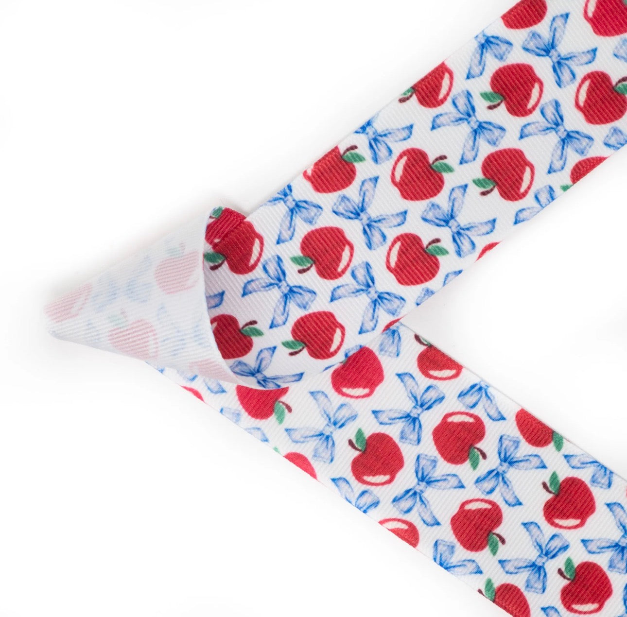 apples and bows