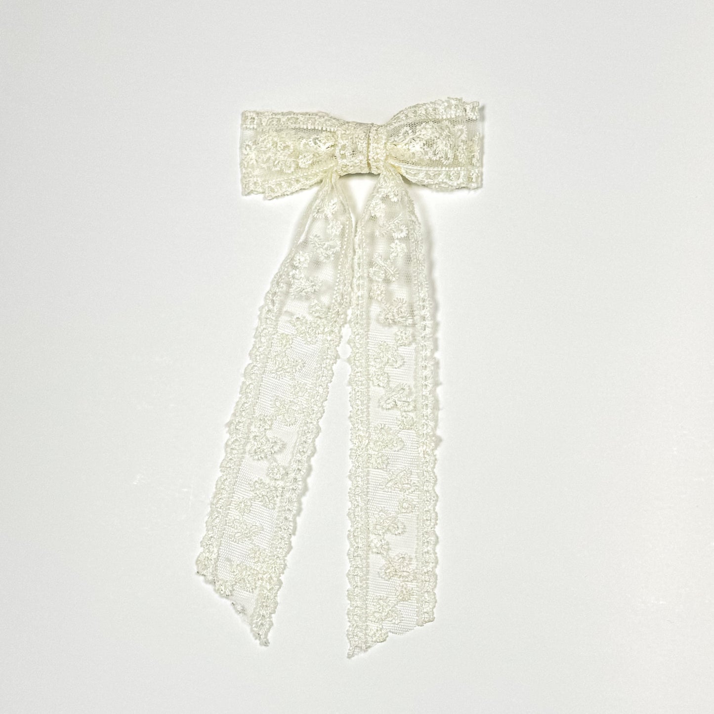 cream lace bow
