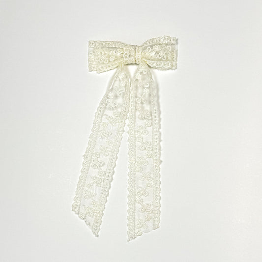 cream lace bow