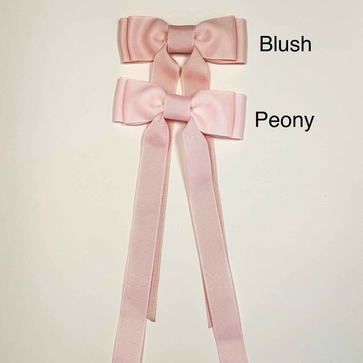 blush bow