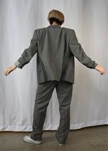 Load image into Gallery viewer, The grey pin striped pants suit
