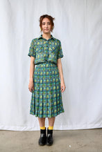 Load image into Gallery viewer, The 60s/70s green skirt set
