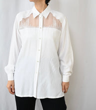 Load image into Gallery viewer, The white lace detail blouse
