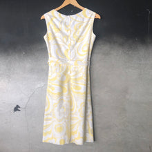 Load image into Gallery viewer, The 60s pastel yellow dress with belt
