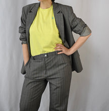 Load image into Gallery viewer, The grey pin striped pants suit
