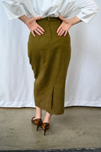 Load image into Gallery viewer, The khaki vintage pencil skirt
