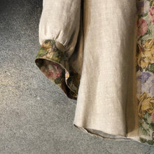 Load image into Gallery viewer, The flower Trachten blouse
