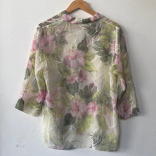 Load image into Gallery viewer, The transparent floral blouse
