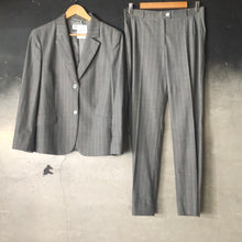 Load image into Gallery viewer, The grey pin striped pants suit
