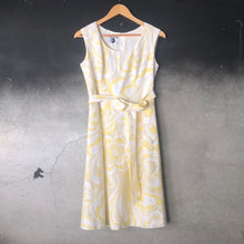 Load image into Gallery viewer, The 60s pastel yellow dress with belt
