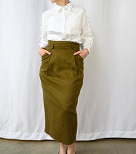 Load image into Gallery viewer, The khaki vintage pencil skirt
