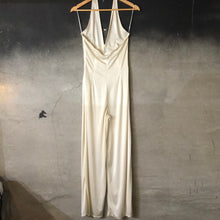 Load image into Gallery viewer, The 70s white jumpsuit
