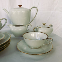 Load image into Gallery viewer, The vintage tea / coffee pot (small)
