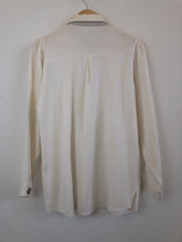 Load image into Gallery viewer, The big metal button unisex Trachten blouse
