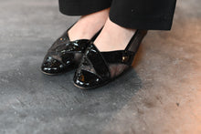 Load image into Gallery viewer, The black vintage mesh shoes
