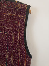 Load image into Gallery viewer, The ethnic vest w/ small mirrors
