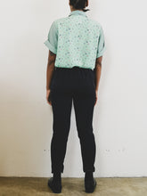 Load image into Gallery viewer, The mint blouse with floral pattern
