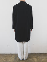 Load image into Gallery viewer, The long black Swedish linen jacket
