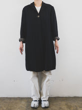 Load image into Gallery viewer, The long black Swedish linen jacket
