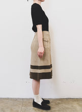 Load image into Gallery viewer, The 70s/80s retro beige suede A-line skirt
