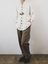 Load image into Gallery viewer, The big metal button unisex Trachten blouse
