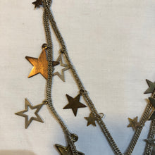 Load image into Gallery viewer, The star necklace
