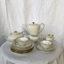 Load image into Gallery viewer, The vintage tea / coffee pot (small)
