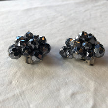 Load image into Gallery viewer, The vintage silver clip earrings
