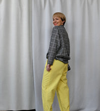 Load image into Gallery viewer, The yellow pants
