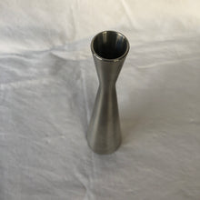 Load image into Gallery viewer, The metal vase
