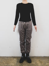 Load image into Gallery viewer, The casual grey pants with a twist
