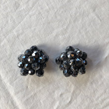 Load image into Gallery viewer, The vintage silver clip earrings
