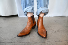 Load image into Gallery viewer, The cowboy half boots
