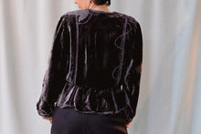 Load image into Gallery viewer, The purple velvet top
