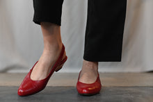 Load image into Gallery viewer, The lipstick red vintage shoes
