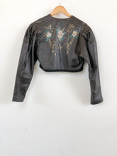 Load image into Gallery viewer, The unique 80s short leather jacket
