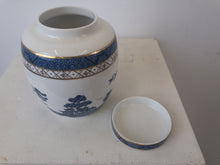 Load image into Gallery viewer, The Chinoiserie ceramic jar
