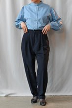 Load image into Gallery viewer, The pleated high waist navy pants
