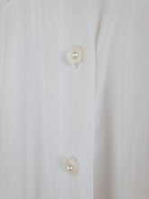 Load image into Gallery viewer, The white lace collar blouse
