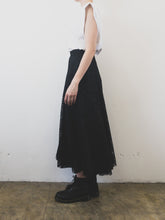 Load image into Gallery viewer, The A-line black lace skirt
