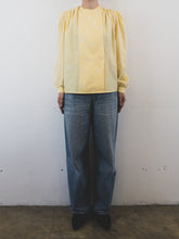 Load image into Gallery viewer, The pastel yellow vintage blouse
