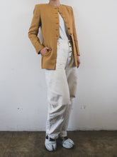 Load image into Gallery viewer, The sand beige blazer
