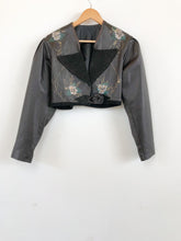 Load image into Gallery viewer, The unique 80s short leather jacket
