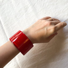 Load image into Gallery viewer, The red vintage bracelet
