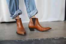 Load image into Gallery viewer, The cowboy half boots
