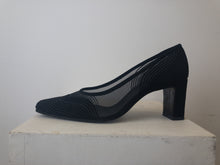 Load image into Gallery viewer, The 90s/2000s black mesh pumps
