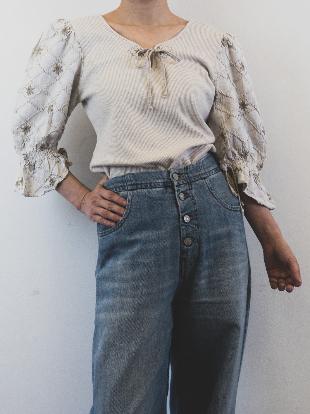 The beige linen sleeves top