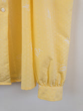 Load image into Gallery viewer, The pastel yellow vintage blouse
