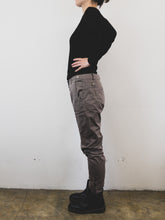 Load image into Gallery viewer, The casual grey pants with a twist
